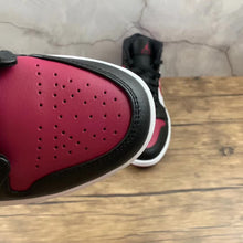 Cargar imagen en el visor de la galería, Air Jordan 1 Mid Noble Red 554724-066