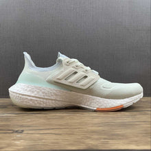 Cargar imagen en el visor de la galería, Adidas UltraBoost 22 White Light Blue GY6227