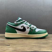 Cargar imagen en el visor de la galería, Air Jordan 1 Low White Stadium Green-Black 553558-129