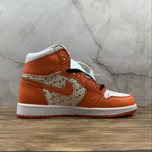 Cargar imagen en el visor de la galería, Air Jordan 1 Retro High OG Orange Gypsophila 555088-121