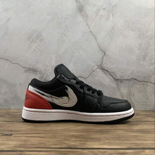 Cargar imagen en el visor de la galería, Air Jordan 1 Low SE Black Red Brushstroke Swoosh DA4659-001