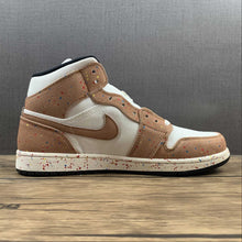 Cargar imagen en el visor de la galería, Air Jordan 1 Mid SE Sail Black Cider Chile Red (2021) DA8005-100