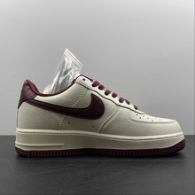 Cargar imagen en el visor de la galería, Air Force 1 07 SU19 Wine Red