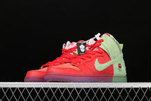 Cargar imagen en el visor de la galería, SB Dunk High Pro QS Strawberry Cough University Red Spinach Green CW7093-600