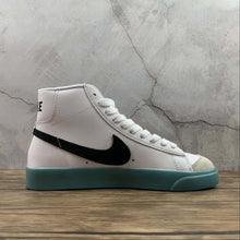 Cargar imagen en el visor de la galería, Blazer Mid 77 Vintage Suede Mix White Leather Black