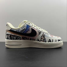 Cargar imagen en el visor de la galería, Air Force 1 07 X Vlone Beige Red Black Dark Crow GT6969-198