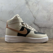 Cargar imagen en el visor de la galería, Air Force 1 HI Lt Orewood Brn Mtlc Red Bronze DB5080-100