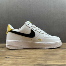 Cargar imagen en el visor de la galería, Air Force 1 07 LV8 2 White Black-Orange DM0118-100