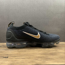 Cargar imagen en el visor de la galería, Air VaporMax 2021 FK Black Gold DC4113-003