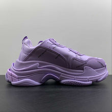 Cargar imagen en el visor de la galería, Balenciaga Tripe S Purple