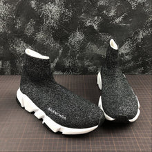 Cargar imagen en el visor de la galería, Balenciaga Triple Speed Negras