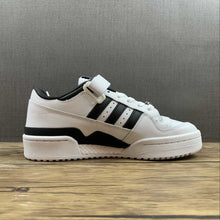 Cargar imagen en el visor de la galería, Adidas Forum 84 Low White Black White GY0751