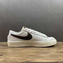 Cargar imagen en el visor de la galería, Blazer Low 77 Vintage White Black DA6364-100