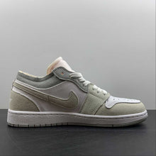 Cargar imagen en el visor de la galería, Air Jordan 1 Low White Grey DN1635-100