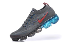 Cargar imagen en el visor de la galería, Air Vapormax Flyknit 2.0 Dark Light Stucco Silver 942842-011