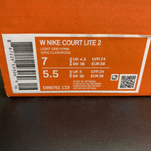 Cargar imagen en el visor de la galería, Court Lite 2 Light Grey Pink DR9761-123