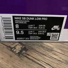 Cargar imagen en el visor de la galería, SB Dunk Low PRO “St Patrick’s Day” Green Gold White BQ6817-303