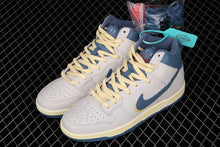 Cargar imagen en el visor de la galería, SB Dunk High Pro QS Lost at Sea Sail Ocean Fog-Track Red White CZ3334-100