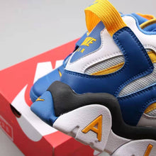 Cargar imagen en el visor de la galería, Air Barrage Mid QS Sky Blue White Black Orange AT7847-100