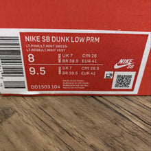 Cargar imagen en el visor de la galería, SB Dunk Low PRM “Barely Green” L.T. Pink L.T. Green DD1503-104
