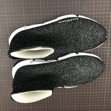 Cargar imagen en el visor de la galería, Balenciaga Triple Speed Negras