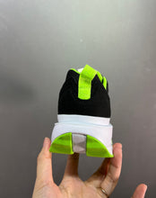 Cargar imagen en el visor de la galería, Air Max Dawn Black Chrome Green Strike DH3157-001