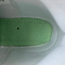 Cargar imagen en el visor de la galería, Blazer Mid 77 Sketch White Black