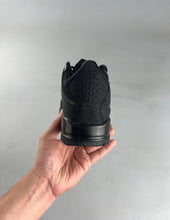 Cargar imagen en el visor de la galería, Jordan Courtside 23 Black AT0057-200