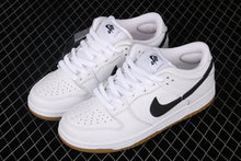 Cargar imagen en el visor de la galería, SB Dunk Low Pro ISO White Black-White CD2563-100