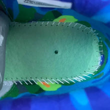 Cargar imagen en el visor de la galería, SB Blazer Low x Ben & Jerry’s Edge