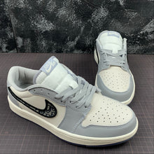 Cargar imagen en el visor de la galería, Air Jordan 1 Retro Low Dior CJ7891 101