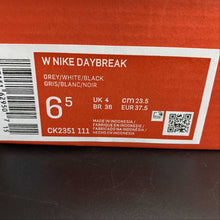 Cargar imagen en el visor de la galería, DayBreak Grey White Black CK2351-111