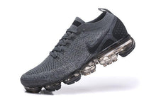 Cargar imagen en el visor de la galería, Air VaporMax Flyknit 2.0 Grey 942842-030
