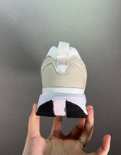 Cargar imagen en el visor de la galería, Air Max Dawn White Midnight Navy Light Bone DH5131-100