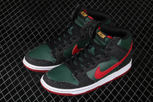 Cargar imagen en el visor de la galería, Dunk High Premium SB Deep Forest Paprika 313171-362