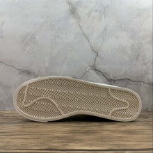 Cargar imagen en el visor de la galería, Blazer Mid 77 Vintage SE Wild College Grey Light Bone