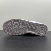 Cargar imagen en el visor de la galería, Air Force 1 07 LX White Gold DV4248-222