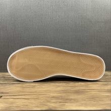 Cargar imagen en el visor de la galería, Blazer Low 77 Flyleather x Mayumi Yamase