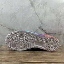 Cargar imagen en el visor de la galería, Air Force 1 07 White Luminous 318155-113