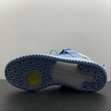 Cargar imagen en el visor de la galería, Adidas Forum 84 Low X Bad Bunny Jade White