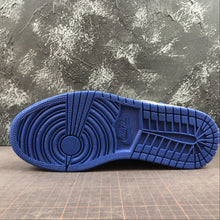 Cargar imagen en el visor de la galería, Air Jordan 1 Low Hyper Royal Orange Peel-White 553558-401