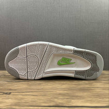 Cargar imagen en el visor de la galería, Air Flight 13 Mid White Grey Green 579961-106