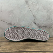 Cargar imagen en el visor de la galería, Blazer Mid 77 Vintage Suede Mix White Leather Black