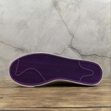 Cargar imagen en el visor de la galería, Blazer Mid 77 Flyleather x Ruohan Wang CZ3775-900