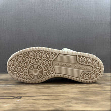 Cargar imagen en el visor de la galería, Adidas Forum Low Wonder White Halo Blue Pink