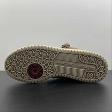 Cargar imagen en el visor de la galería, Adidas Forum 84 Low Clear Brown Cardboard