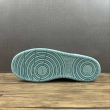 Cargar imagen en el visor de la galería, Court Borough Low 2 White Dk Purple Dust-Copa BQ5448-112