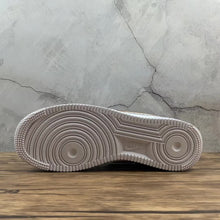 Cargar imagen en el visor de la galería, Air Force 1 07 LV8 3 White Court Purple Infrared 23 CI6387-171