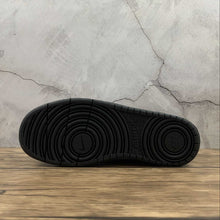 Cargar imagen en el visor de la galería, Court Borough Low 2 Mwh White Glacier Blue CW1624-100