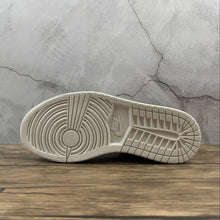 Cargar imagen en el visor de la galería, Air Jordan 1 Mid Sail White-Lt Zitron (2021) DJ6908-100